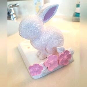 Bath and Body Sparkly Bunny Foam Soap Holder